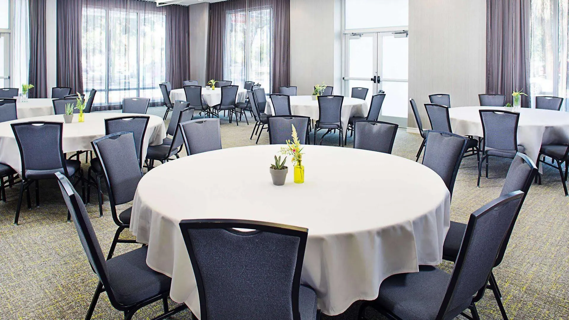 Springhill Suites By Marriott Savannah Downtown Historic District 3*,